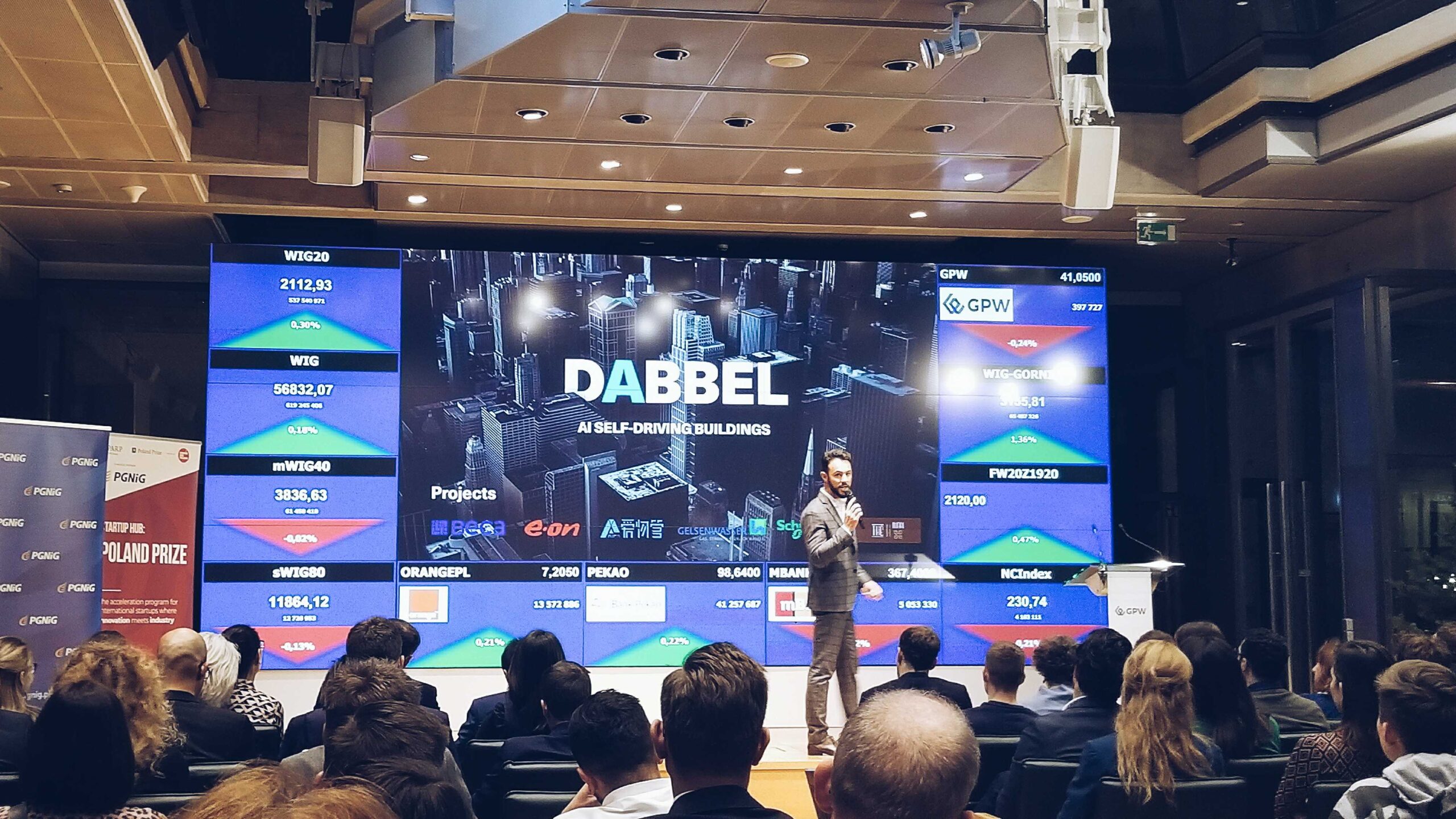 , A.I. Building Management System DABBEL Wins Startup Hub’s Poland Prize